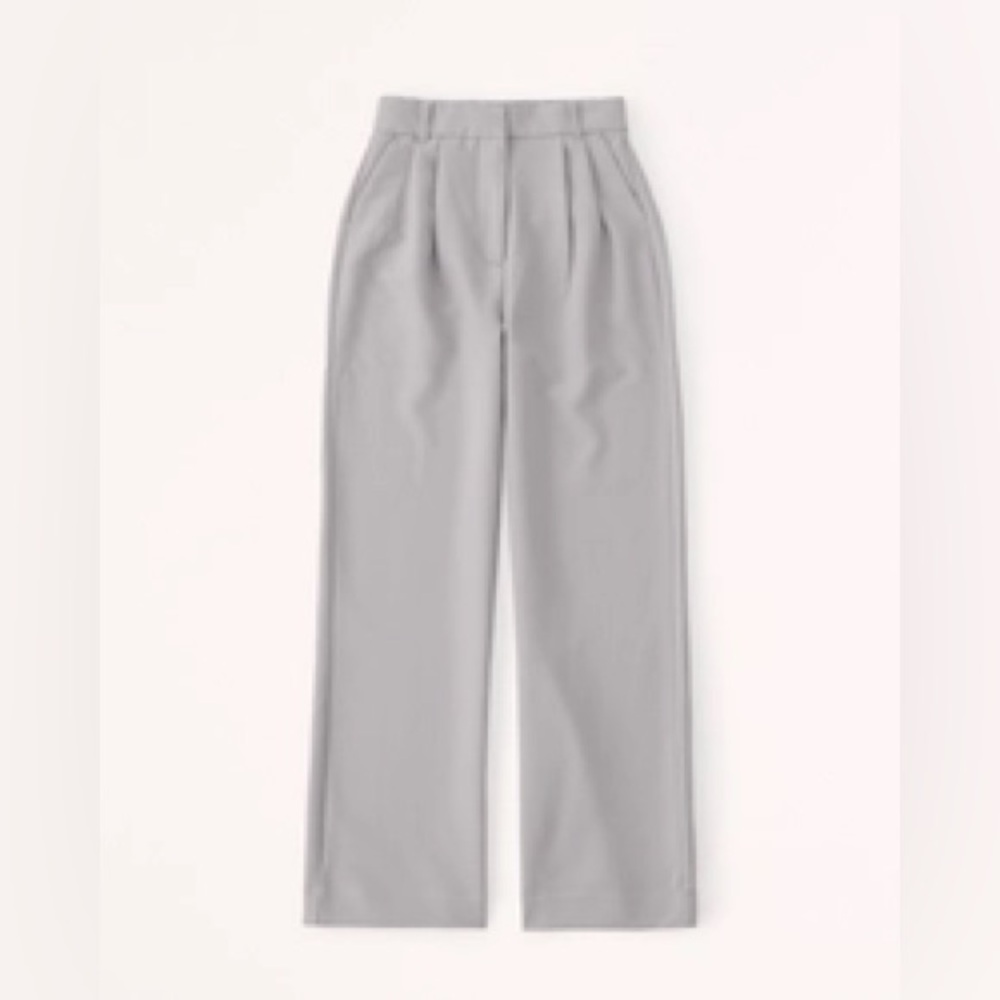 A&F curve love Sloane Tailored Pant light grey crepe